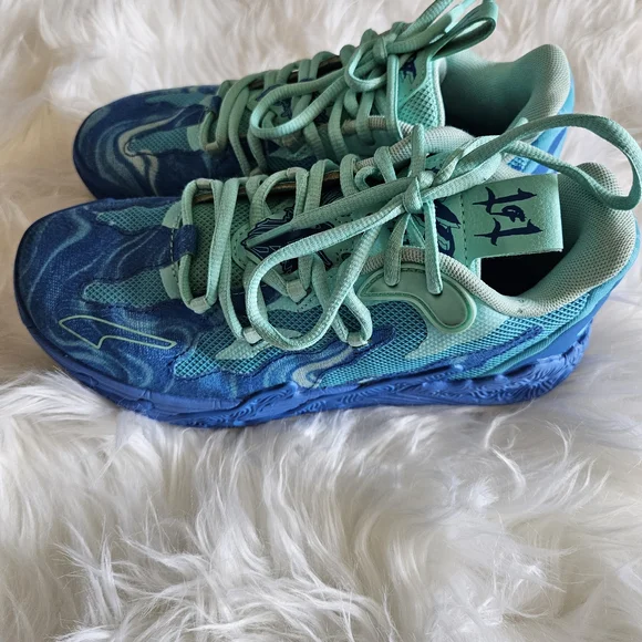 Puma Kids Aqua and Teal Sneakers - Picture 4 of 5